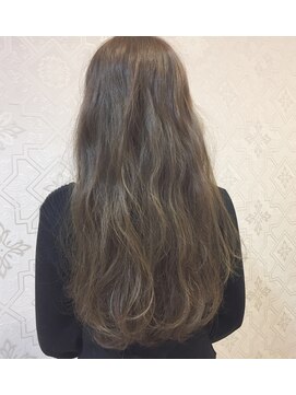 ラッソヘアー(Lasso hair) アッシュグレーカラー