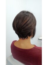 シアン 前下がり風 ハンサムショート