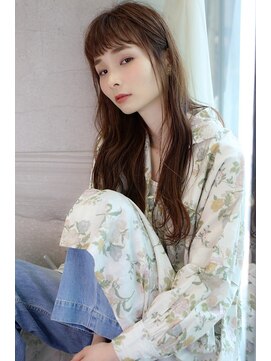 ジ オスカー(THE OSCAR) パーマ風ロングヘアー