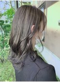 アイスグレージュ