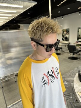 ゼスト 八王子店(ZEST) 刈り上げのあるスパイキーショート