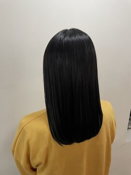 ヘアーアンドメイクアップモパ ストレートパーマ