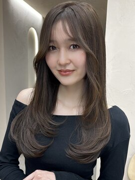 オズ 安積店(OZ) 安積顔周りレイヤーカット韓国ワンホンヘアベージュカラー30代