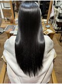 ストレート/黒髪ロング/艶髪