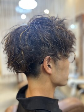 クオリア(QUALIA) ツイストスパイラル×極細ハイライトで魅せる/10代20代30代/柏