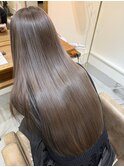 《ロング×グレージュ》透明感あるダブルカラー