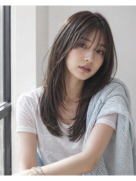 ワゴンバイアフロート(Wagon by afloat) セミロング20代30代ストレートレイヤー前髪なし前髪あり池袋