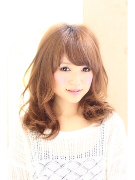 ビューイースト 亀戸 錦糸町(VIEW EAST) 亀戸・錦糸町・平井・新小岩・小岩の美容室ならi.Eastへ!