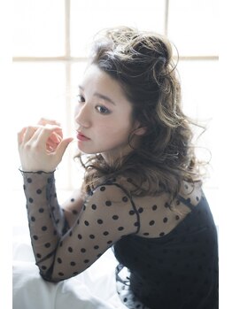 ヘアーアンドまつげエクステ ラプレ(Lapule)の写真/話題の<イルミナカラー><ユニコーンカラー>人とは差をつける髪色に…。