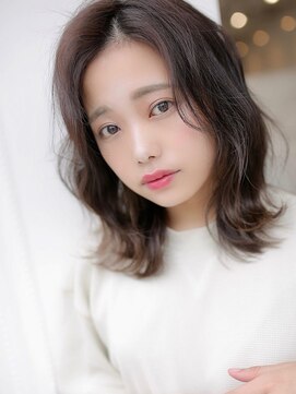 アグ ヘアー セントラル 本厚木店(Agu hair central) 目線を外ハネへ→小顔ミディ