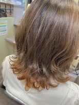 アールモンドヘア新世界 インナーカラーでオシャレに♪