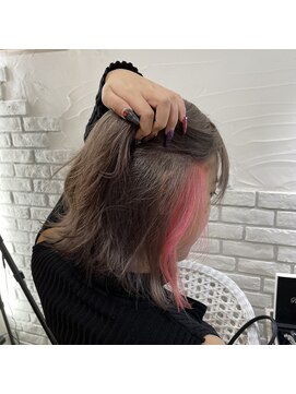 ヘアーグランデシーク(Hair Grande Seeek) さりげなく主張するポイントカラー