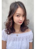 大人可愛い外ハネミディアム前髪なし似合わせカット巻き髪ヘア