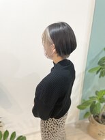 リュタン(LUTIN)&nbsp;LUTIN大人かわいいインナカラーひし形ショートボブ前下がり