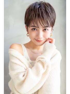 ケアリー 成増(Carelly) ☆大人かわいい前髪セシルカットココアブラウンショートヘア
