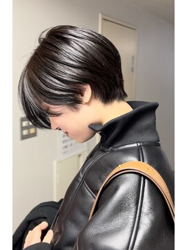 カルテ(QUARTE) 大人ハンサムショート　グレー