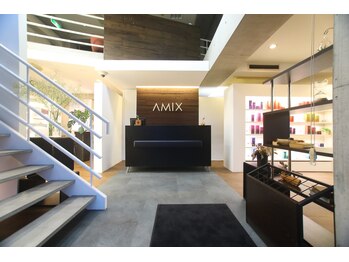 AMIX  hair works　本店 【アミックス ヘアワークス】