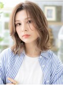 インナーカラーセンターパート抜け感ヘアTb8浦和20代30代40代