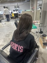 ラック(LUCK)&nbsp;オリーブグレージュ/船橋/くすみベージュ/細めハイライト