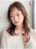 美髪ミニウルフミディアムレイヤーカット艶感大人可愛い前髪