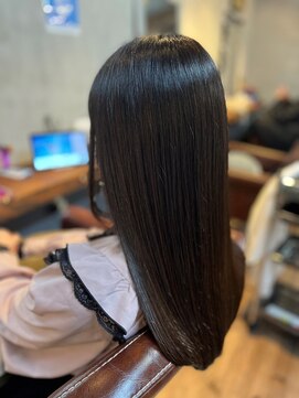 スローネ(THRONE) 縮毛矯正で艶髪/20代30代40代/新宿/髪質改善