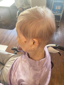 ジャンマンガファナン(Diamma nga fanann) 白髪を活かしたはんなり桜色カラー