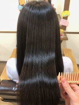 フルール 王子店(fleur)の写真/髪質改善ヘアエステで、あなたの髪を新しい美しさへ導きます！自宅でも続けられるケア方法もお伝えします★