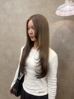 ウタリ(utari)&nbsp;毛先にかけてエンドカラー【難波 桜川/ケアブリーチ】