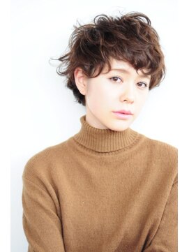 トリッカバルコニー ハヤマ(tricca Balcony Hayama) やわらかさがあるカジュアルショート