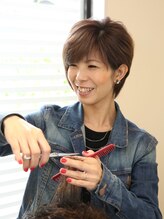 ヘアーメイクルーツ(HAIR MAKE ROOTS)