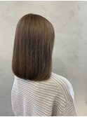 ブリーチなしハイトーンオリーブミディボブ