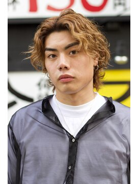 にもう 勝男 ミディアムスパイラルパーマセンターパート　【神戸三宮】M