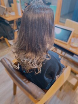 リノ 船橋(Lino) 【ペールベージュ】バレイヤージュ