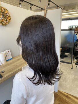 リジー(Litzy) ほんのりラベンダーカラー【三國麗奈】