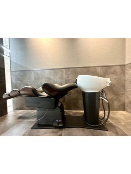 魔法のマクロバブル×フルフラットシャンプー台→美髪ヘッドスパで3人に1人が【寝落ち】すると大好評☆博多