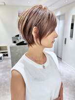 バンプ ギンザ(BUMP GINZA)&nbsp;前下がりショートボブ×ハイライト×透明感カラー【NAYUMI】