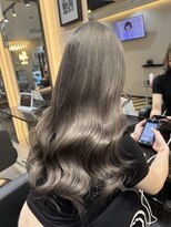 ラピス 大阪アメ村店(Lapis)&nbsp;艶感ミルクティーグレージュ