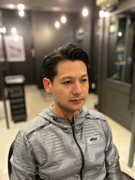 ザマンニューヨーク 南麻布店(THE MAN NewYork) 大人七三サイドパートフェード:大村 大心