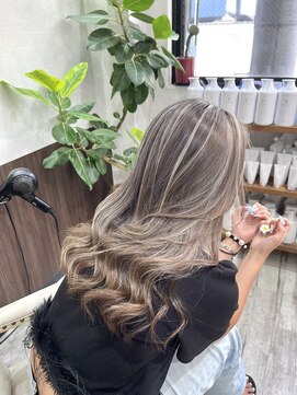 ベルヘアーデザイン 堺東(Belle hair Design) コントラストハイライト/外国人風/レイヤー/ハイライト/堺東