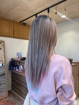 ミューズ バイ ケンジ(MUSE by KENJE) ブリーチ/シャドールーツ/インナーカラー