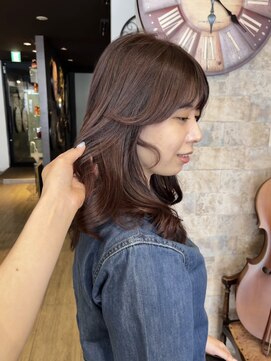 インデペンデンス(independence) ピンクレッド×顔周りカット