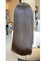 ラディシュ さがみ野(RADISH)&nbsp;髪質改善トリートメントでつくるうる艶ミルクティーベージュ