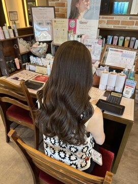 アーチ(ARCH) bleachを使った透け感カラー