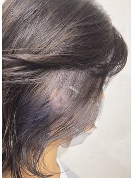 ワースホワイル(WORTH WHILE) クラゲヘアーオリーブグレーココアベージュインナーブリーチ