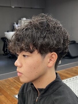 ザデイトウキョウ 表参道 青山(THE DAY TOKYO) MEN'S HAIR/シャドウパーマ/ツーブロ/10代/20代/表参道駅