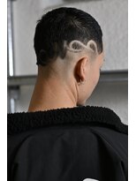 チルチェア 吉祥寺店(CHILL CHAIR)&nbsp;バズラインアート　 <吉祥寺> <理容室> <バーバー>