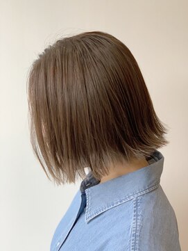 ジーナ 博多(Zina) 【Zina博多】イメチェン毛先パーマ耳かけ×フォギーベージュ