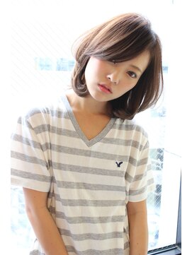 レウナ 外苑前(Reuna) 20代30代40代大人可愛いひし形ミデイアムスタイル