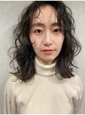 黒髪・地毛・ミディアム・ラフカール