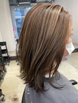 ピボット 北千住(PIVOT) ハイライト小顔ミディアムくびれヘア20代30代40代☆